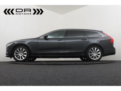 Volvo V90 T8 PLUG-IN - 46gr CO2 MOMENTUM LEDER NAVI  - 6