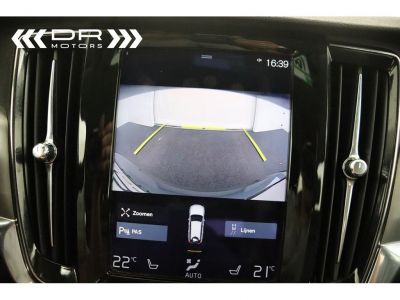 Volvo V90 T8 PLUG-IN - 46gr CO2 MOMENTUM LEDER NAVI  - 19