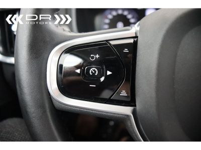 Volvo V90 T8 PLUG-IN - 46gr CO2 MOMENTUM LEDER NAVI  - 31