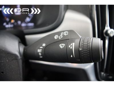 Volvo V90 T8 PLUG-IN - 46gr CO2 MOMENTUM LEDER NAVI  - 36