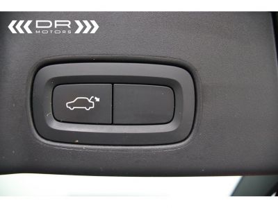 Volvo V90 T8 PLUG-IN - 46gr CO2 MOMENTUM LEDER NAVI  - 45