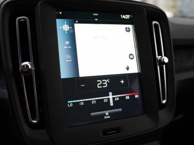 Volvo XC40 1.5 T2 Momentum Geartronic CARPLAY, NAVI, CRUISE  - 20