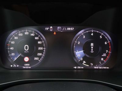 Volvo XC40 1.5T2 Momentum Geartronic FULL LED,EL.KOFFER,CRUIS  - 7