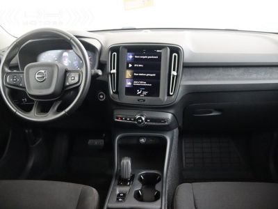 Volvo XC40 T2 MOMENTUM CORE - BLUETOOTH DAB  - 16