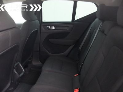 Volvo XC40 T2 MOMENTUM CORE - BLUETOOTH DAB  - 40