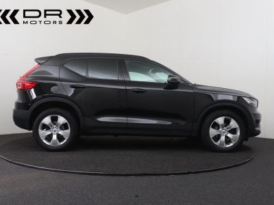 Volvo XC40 T2 MOMENTUM CORE - NAVI DAB  - 7