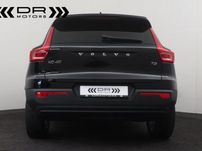 Volvo XC40 T2 MOMENTUM CORE - NAVI DAB  - 8