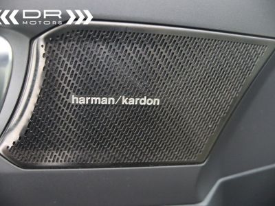 Volvo XC40 T3 MOMENTUM CORE - HARMAN KARDON MIRROR LINK NAVI LED  - 40