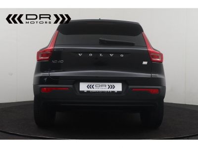 Volvo XC40 T4 FULL HYBRID - R DESIGN NAVI LED PANODAK HARMAN KARDON  - 2