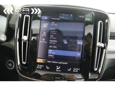 Volvo XC40 T4 FULL HYBRID - R DESIGN NAVI LED PANODAK HARMAN KARDON  - 19