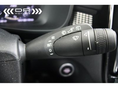 Volvo XC40 T4 FULL HYBRID - R DESIGN NAVI LED PANODAK HARMAN KARDON  - 34