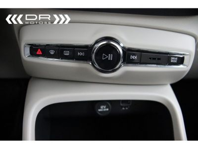 Volvo XC40 T5 RECHARGE Twin Engine - MOMENTUM PRO NAVI LED LEDER  - 24