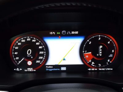 Volvo XC60 2.0 D4 MOMENTUM GEARTRONIC-GPS-HEAD-UP-PANODAK-CAM - <small></small> 37.500 € <small>TTC</small> - #11