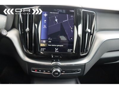 Volvo XC60 T4 GEARTRONIC MOMENTUM - LED NAVI APPLE CARPLAY/ANDROID AUTO  - 17