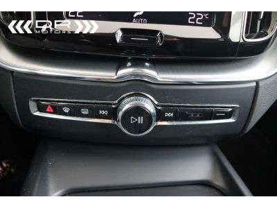 Volvo XC60 T4 GEARTRONIC MOMENTUM - LED NAVI APPLE CARPLAY/ANDROID AUTO  - 24