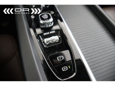 Volvo XC60 T8 AWD GEARTRONIC MOMENTUM - PANODAK NAVI LED LEDER  - 25