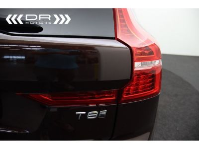 Volvo XC60 T8 AWD GEARTRONIC MOMENTUM - PANODAK NAVI LED LEDER  - 43