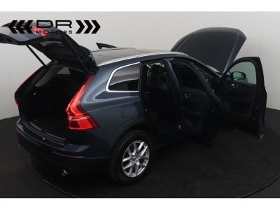 Volvo XC60 T8 AWD GEARTRONIC MOMENTUM PRO - PANODAK NAVI LED LEDER TREKHAAK  - 11