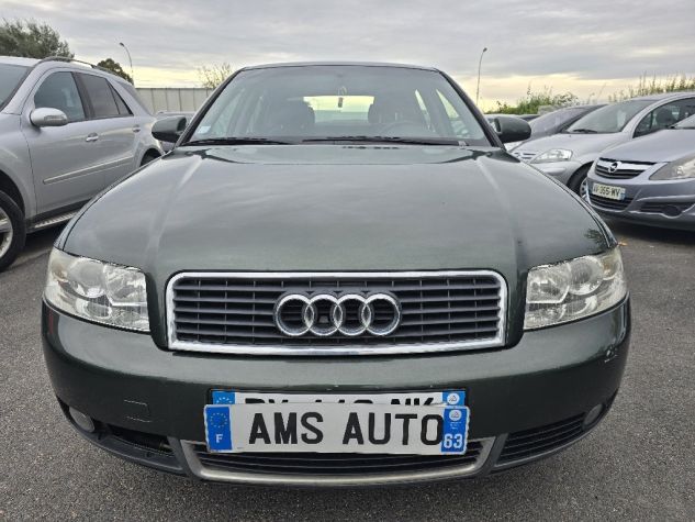 Audi A4 Serie 2 (8E2) 1.9 TDi 131cv Occasion - Photo 2