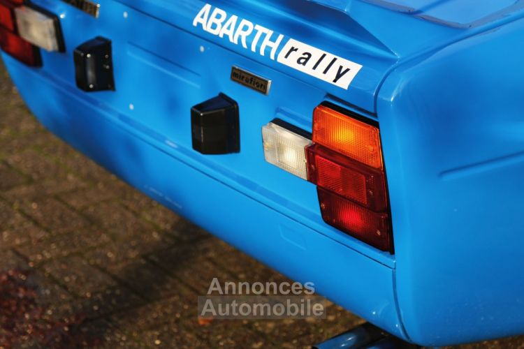 Abarth 131 Rally Tribute 2.0L twin cam 4 cylinder engine producing 115 bhp (approx.) - <small></small> 72.000 € <small>TTC</small> - #34