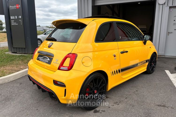 Abarth 500 1.4 T-Jet 180ch 595 Competizione BVA 2ème main Française Entretien Pack Performance Toit Ouvrant Baquets Sabelt Beats UConnect 7 + CarPlay Carbone JA  - <small></small> 19.990 € <small>TTC</small> - #3