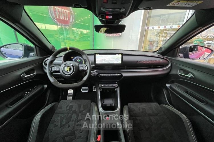 Abarth 600 e 280ch 54kWh Scorpionissima - <small></small> 40.900 € <small>TTC</small> - #11