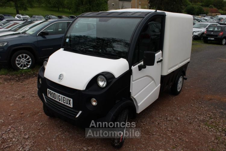 Aixam D-TRUCK 400 UTILITAIRE BOITE AUTOMATIQUE DIESEL VOLUME UTILE  AUDIO CONNECT - <small></small> 10.990 € <small>TTC</small> - #4