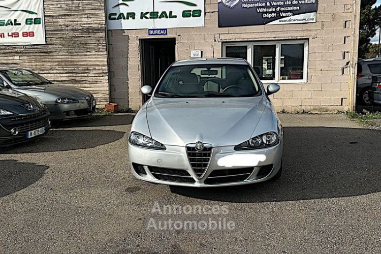 Alfa Romeo 147 1.6 105CH DESIGN TI 5P - <small></small> 3.999 € <small>TTC</small> - #2