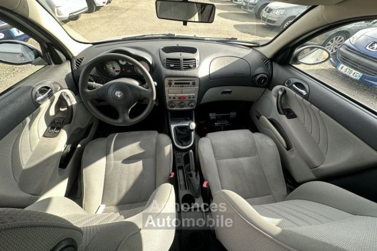 Alfa Romeo 147 1.6 105CH DESIGN TI 5P - <small></small> 3.999 € <small>TTC</small> - #9