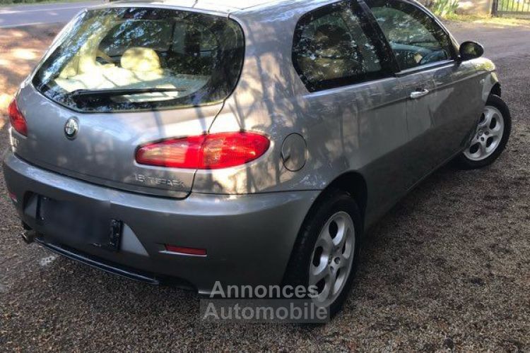 Alfa Romeo 147 1.6 16v - <small></small> 4.480 € <small>TTC</small> - #2