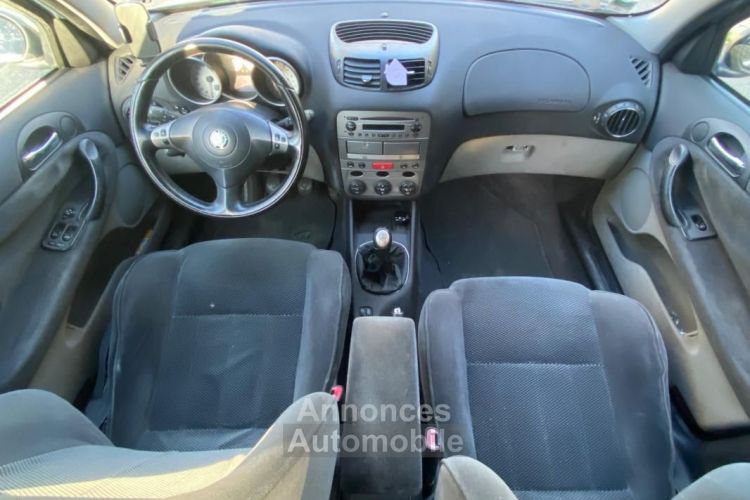 Alfa Romeo 147 - <small></small> 3.990 € <small>TTC</small> - #18