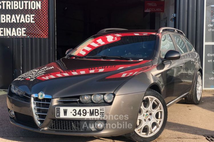 Alfa Romeo 159 3.2 JTS V6 Q4 Distinctive - <small></small> 6.500 € <small>TTC</small> - #1