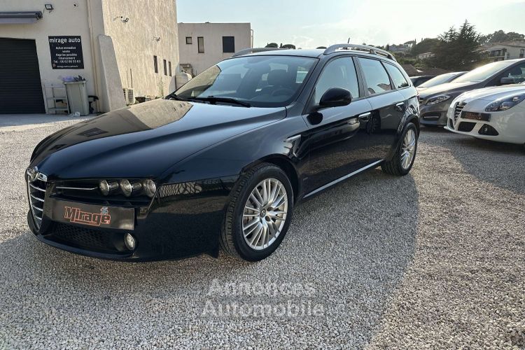 Alfa Romeo 159 ALFA ROMEO 159 SW 2.0 JTDM 170 TI - <small></small> 8.900 € <small>TTC</small> - #1