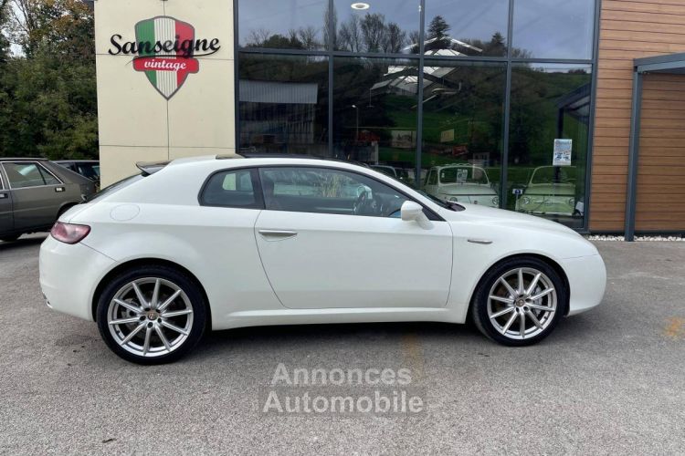 Alfa Romeo 159 ALFA ROMEO 2,4 JTD 209CV - <small></small> 11.900 € <small>TTC</small> - #2