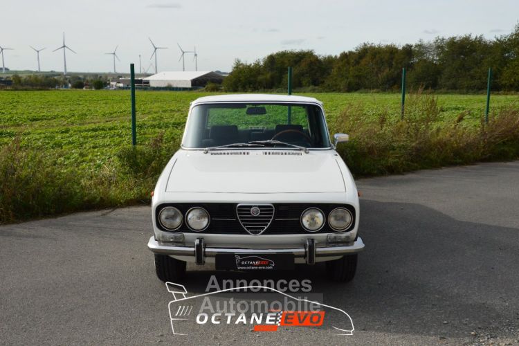 Alfa Romeo 2000 Berlina - <small></small> 20.499 € <small>TTC</small> - #16