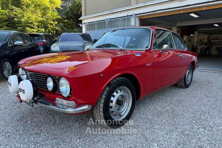 Alfa Romeo 2000 COUPE BERTONE/ FFSAI / RALLY HISTORIQUE / - <small></small> 34.999 € <small>TTC</small> - #1