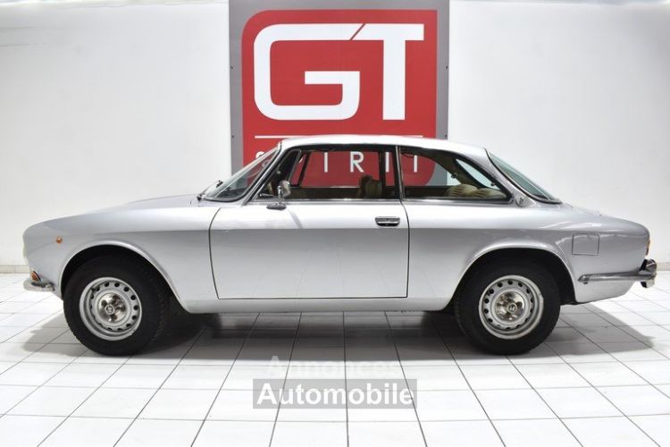 Alfa Romeo 2000 Coupé GT Veloce - <small></small> 35.900 € <small>TTC</small> - #3