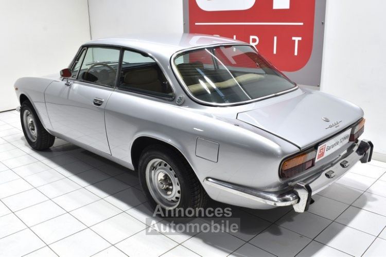 Alfa Romeo 2000 Coupé GT Veloce - <small></small> 35.900 € <small>TTC</small> - #15