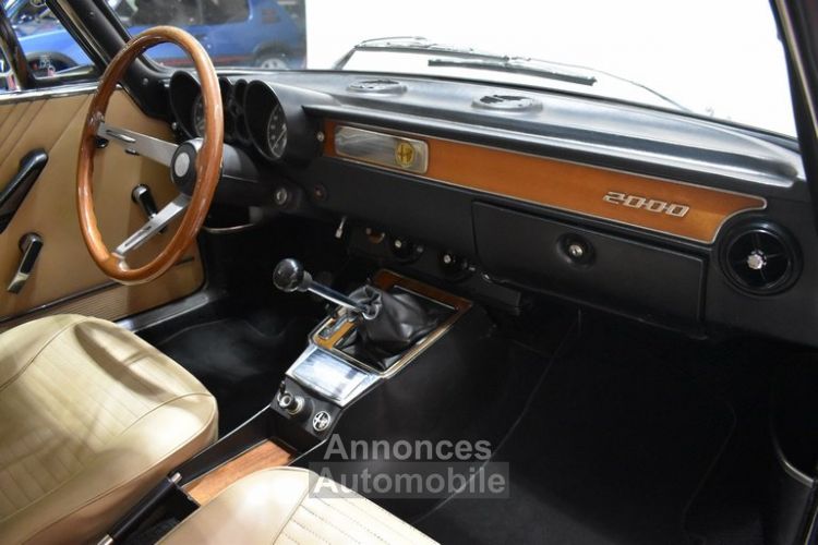 Alfa Romeo 2000 Coupé GT Veloce - <small></small> 35.900 € <small>TTC</small> - #30