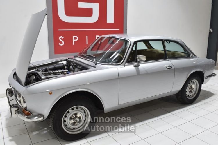 Alfa Romeo 2000 Coupé GT Veloce - <small></small> 35.900 € <small>TTC</small> - #37