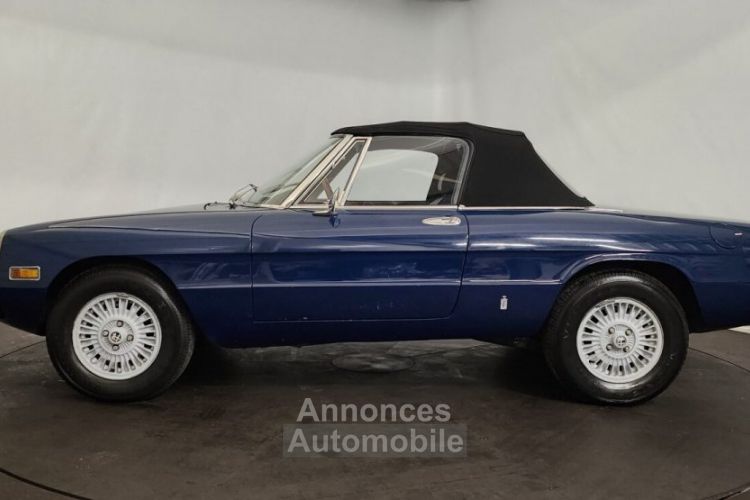 Alfa Romeo 2000 Spider - <small></small> 22.000 € <small>TTC</small> - #17