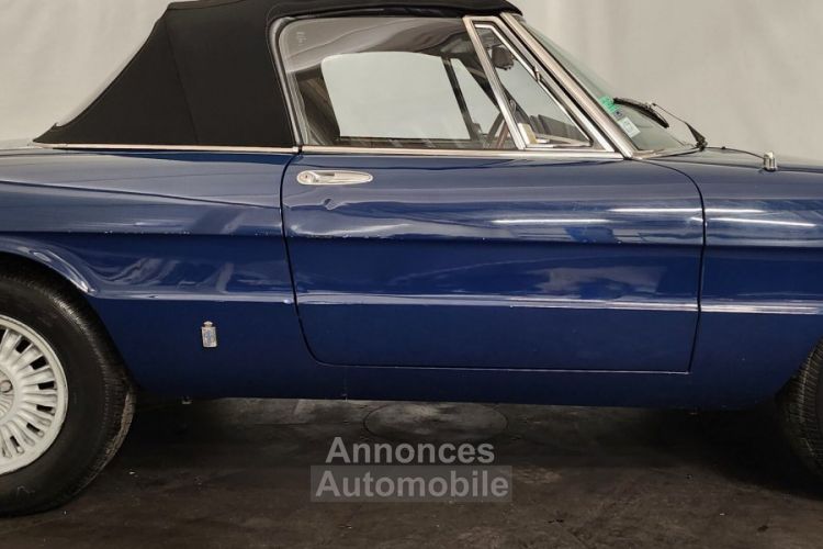 Alfa Romeo 2000 Spider - <small></small> 22.000 € <small>TTC</small> - #26