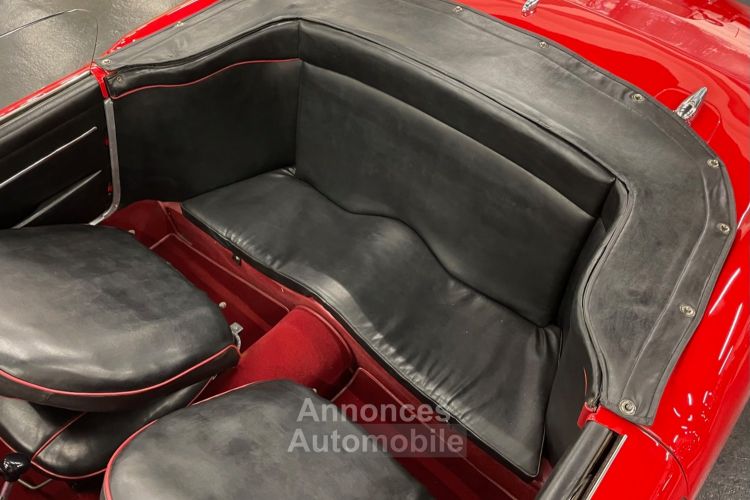 Alfa Romeo 2000 SPIDER TOURING - <small></small> 115.000 € <small></small> - #33