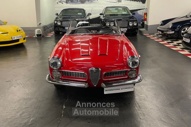 Alfa Romeo 2000 SPIDER TOURING SUPERLEGGERA - <small></small> 95.000 € <small></small> - #10