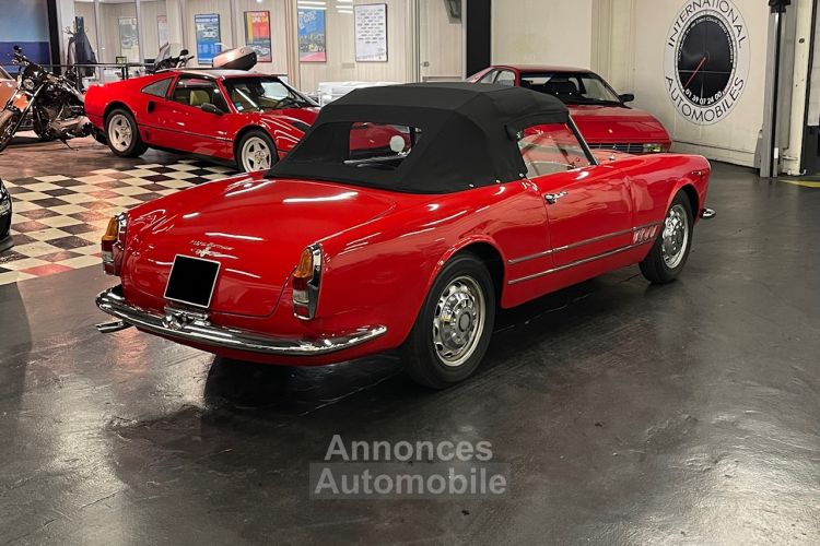 Alfa Romeo 2000 SPIDER TOURING SUPERLEGGERA - <small></small> 95.000 € <small></small> - #11