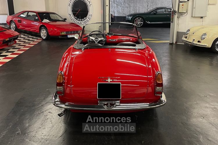 Alfa Romeo 2000 SPIDER TOURING SUPERLEGGERA - <small></small> 95.000 € <small></small> - #12