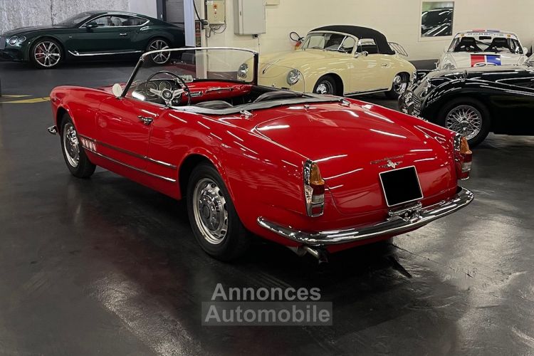 Alfa Romeo 2000 SPIDER TOURING SUPERLEGGERA - <small></small> 95.000 € <small></small> - #14