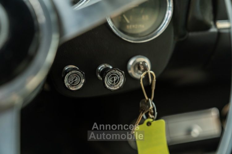 Alfa Romeo 2600 SPIDER TOURING - <small></small> 139.000 € <small></small> - #25