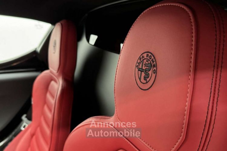 Alfa Romeo 4C Coupé - <small></small> 84.900 € <small>TTC</small> - #17