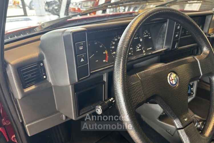 Alfa Romeo 75 1.8 Scuderia - <small></small> 30.000 € <small>TTC</small> - #15